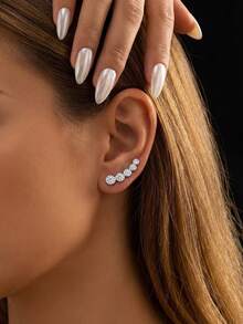 1pc Moissanite Stud Earrings, Exquisite 0.2CT Arched Five-Stone Earrings, Suitable For Women's Daily Wear - Silver - View 5