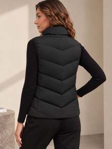Women's Black Thermal-Lined Quilted , Stand Collar Sleeveless Zip-Up Design With Zipper Pockets For Layering - Black - View 8
