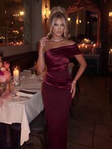 Women's Elegant One Shoulder Ruched Patchwork Bandage Dress - Burgundy - View 3