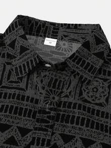 Men's Short Sleeve Button-Down Shirt, Geometric Print, Linen Texture Casual Beach Vacation Shirt (Asymmetric Cut) - Black - View 4