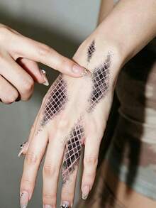 1 Sheet Pink Black Grid Mesh Temporary Tattoo, Grunge Distressed Net Pattern Fake Tattoo Stickers For Hand Wrist, Water Transfer Body Art Tattoo For Halloween Party Decor - Multicolor - View 3