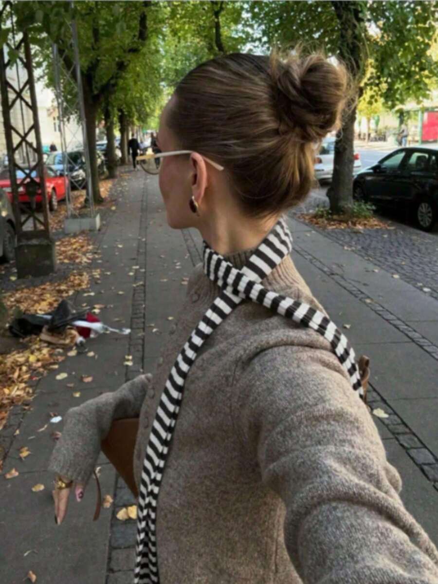 1pc Fashion Y2K Harajuku Hot Girl Striped Pattern Slim Long Scarf Dark Rock Punk Style Suitable For Daily Wear - Black and White - View 1