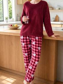 Women Pajama Sets - Red - View 3