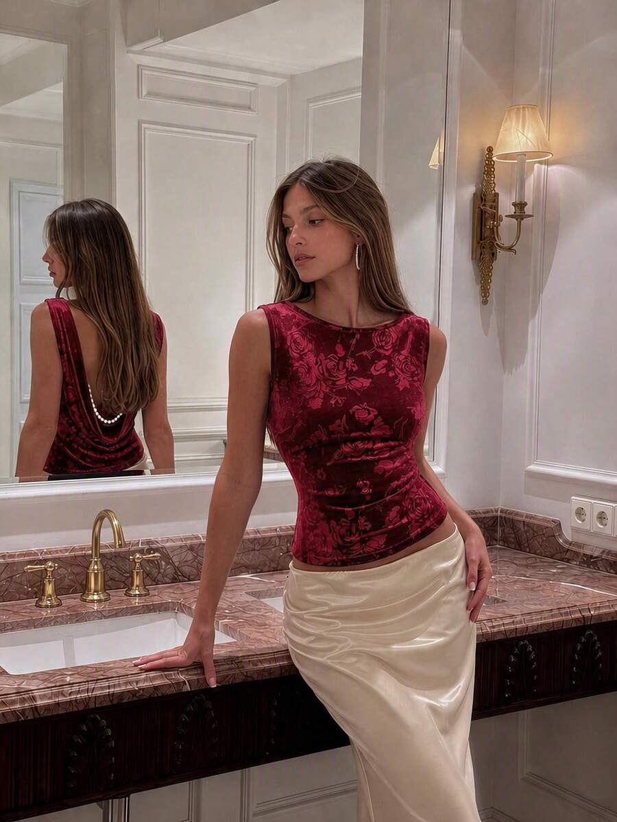 AELITH Women's Velvet Floral Jacquard Backless Pearl Chain Crop Top, Red Blouse, Date Night, Fashion Week, Party Tops, Fall Winter 2026 - Burgundy - View 1