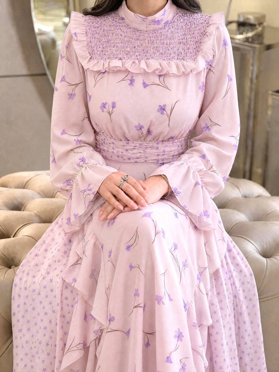 Gaun Wanita Elegan Modern Romantis Motif Bunga Lengan Panjang dengan Hiasan Ruffle dan Patchwork yang Melangsingkan - Berwarna merah muda - View 1