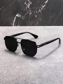 1 Pair Vintage Square Aviator Fashion Glasses, Unisex, Gold Frame With Gradient Tea Lenses, Suitable For Driving And Travel - Retro - View 7