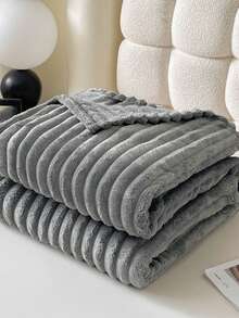Small Blanket, Thick Soft Warm Fleece Blanket. Perfect For Napping, Air-Conditioned Rooms, Office And Camping. Suitable For All Seasons; Ideal Gift For Home And College Dorm. - Multicolor - View 1