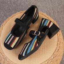 [Ukuran Besar Satu Ukuran] Sepatu Wanita Hak Tebal Potongan Dangkal Ujung Persegi, Sepatu Slip-On Serbaguna, Sepatu Hak Tinggi Modis, Ukuran Plus 35-43 - Desain bergaris berongga hitam (setengah dengan gesper) - View 16