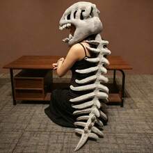 1 buah Topi Boneka Plush Kepala Kerangka Dinosaurus, Kostum Boneka Tulang yang Sama, Hadiah Ulang Tahun Lucu untuk Pacar - Grey - View 6