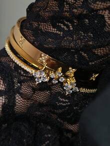 1/3Pcs Fashionable Stainless Steel 18K Gold Plated Women's Four-Leaf Clover Rhinestone Bracelet Set With 18K Gold Four-Leaf Clover Stainless Steel Cubic Zirconia Open Cuff Bracelet, Suitable For Women's Daily Wear, Holiday Gift, Fashionable Women's Bracelet Set - Gold - View 3