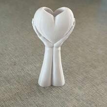 1pc 3D Printed Artistic Handheld Heart Vase, Unique Creative Gift, Multi-Functional Desktop Decor Ornament, Modern Home Daily Decoration, Ideal Holiday Gift For Hobby Collectors, Fashionable Decorative Art Craft - A - View 6