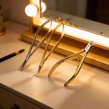 1pc Professional Stainless Steel Spring-Loaded Eyebrow Scissors, Precise Facial Hair Trimming, Nail Clipper, Ergonomic Beauty Makeup Tool - Multicolor - View 3