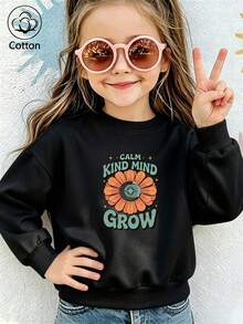 كنزة رياضية سوداء بياقة دائرية للأطفال مع طباعة زهرة برتقالية ونص CALM KIND MIND GROW - الأسود - مشاهدة 3