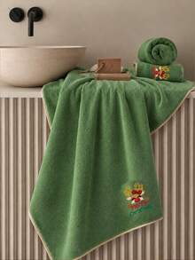 2pcs Christmas Coral Fleece Towels - Soft Absorbent Hand Towels - Exquisite Reindeer Embroidery Pattern With Gold Trim - Winter Holiday Bathroom Decor - Christmas Gift - Multicolor - View 9