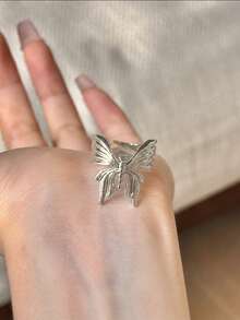 rundraw 1pc Women's Open Ring Silver Copper Butterfly Minimalist Delicate Ring Suitable For Dating, Daily Wear And Party - Silver - View 3