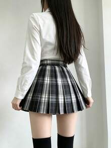 1件組日系校園JK制服 白色長袖收腰襯衫與黑白格紋裙套裝，秋冬音樂祭學生Cosplay套裝，女款萬聖節服裝 - 黑與白 - 查看 3