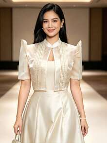 現代菲律賓風女款優雅花瓣袖短版上衣 - 香檳色 - 查看 2