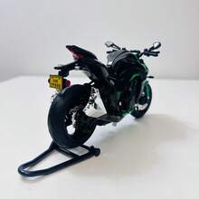 C C A 1 Piece 1:12 Scale Z1000 Motorcycle Alloy Simulation Model, Die-Cast Alloy Ornament, Suitable For Boys, Car And Motorcycle Enthusiasts For Collection And Gifting - Multicolor - View 3