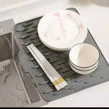 1pc Large Non-Slip Silicone Kitchen Sink & Countertop Drainage Mat, 15.75x11.81 Inches, Built-In Drainage Design, Dish Drying Rack & Space-Saving Storage Box, Easy To Clean Black & Gray Color, Suitable For Refrigerator, Stove, Sink (Modern Kitchen Use), Minimalist Design, Non-Slip Surface, Countertop Protection Mat - Multicolor - View 6