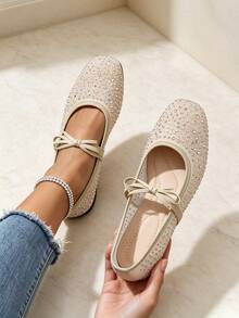 Rhinestone Circle Buckle Hollow Mesh Round Toe Shallow Flats Black Slip-On Luxury Gentle Commute Pumps For Women - Apricot - View 4