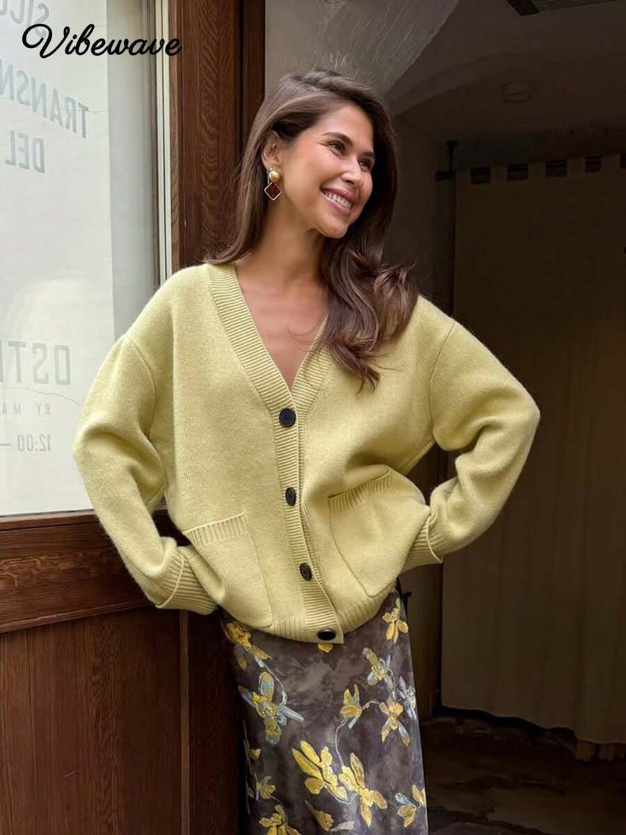 VIBEWAVE Soft Pale Yellow V-Neck Single-Breasted Loose Drop Shoulder Knit Cardigan For Women With Pockets, Soft Casual Solid Color Sweater Jacket, Spring/Autumn Relaxed Old Money Style Daily Commute Shopping Outerwear - Green - View 1
