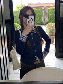 Cardigan Wanita Elegan Warna Navy, Panjang Standar dengan Kancing Depan dan Kerah Klasik untuk Tampilan Preppy - Navy Blue - View 5