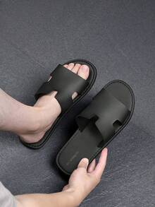 Men's Solid Color Casual Slippers, Made Of Microfiber Fabric, Casual Non-Slip Open Toe Beach Sandals, Suitable For Indoor And Outdoor Walking, Spring And Summer - Black - View 4