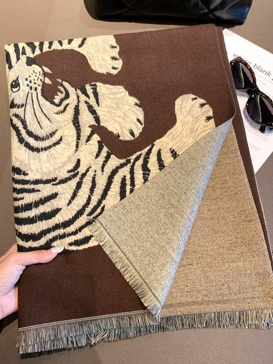 1pc Maillard Brown Tone Tiger & Leopard Pattern Jacquard Scarf, Reversible, Warm Autumn/Winter Atmosphere Large Shawl Neck Warmer - Coffee Brown - View 1