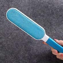 1pc Multi-Functional Reusable Dusting Brush, Double-Sided Pet Hair Remover, Manual Static Brush, Suitable For Cleaning Cat Hair, Clothes, Sofa, Furniture, Bedding And Carpet - Plastic Material, No Electricity Required, Suitable For Living Room Use, Dusting Tool, Lint Remover, Home Decor, Home Essentials - Multicolor - View 4