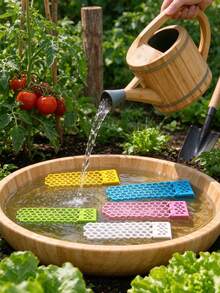 Floating Bee Ladder, Honeycomb Bee Waterer, Foldable Plastic Insect Watering Station, Bee And Butterfly Perch, Suitable For Garden Pond And Beekeeping, Perfect Gift For Nature Lovers - Multiple Styles - View 2