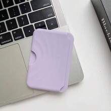 1 cái ví đựng thẻ ảnh Apple bằng silicone gợn sóng, dễ lấy thẻ từ bên cạnh, tương thích với khe thẻ MagSafe từ tính, mặt lưng silicone lỏng màu trơn có keo dán chống sốc - Nhiều màu - Xem 8