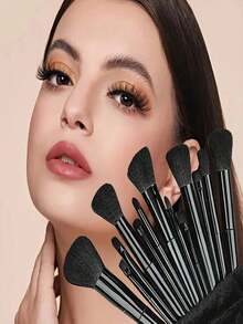 15pcs Makeup Brush Set, Including 2pcs Black Triangle Makeup Sponges, Soft And Skin-Friendly, Plus 13pcs Makeup Brushes For Blush, Liquid Lipstick, Eyebrow Pencil, Lip Gloss, Concealer, Eyeshadow, Highlighter, Contour, Foundation, - Black - View 5