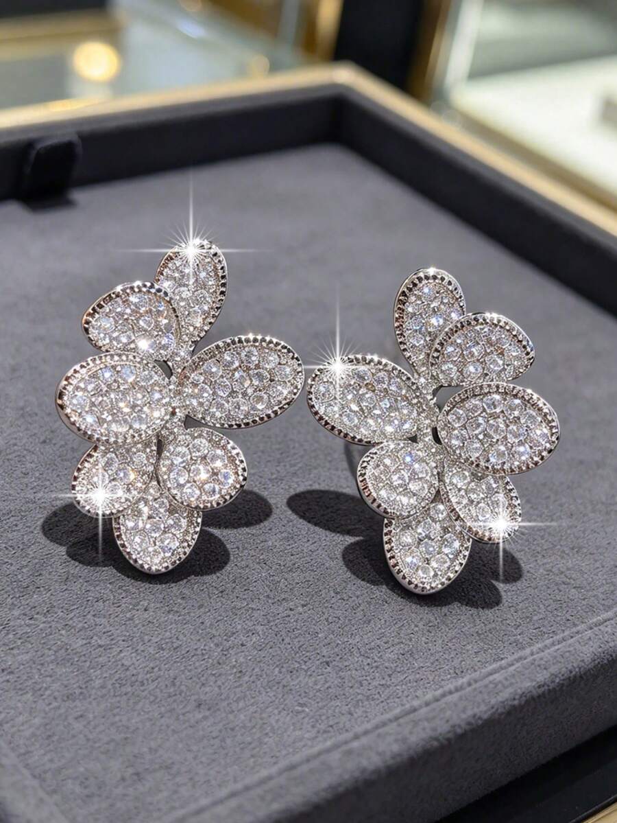 1pair Elegant Leaf Shape Shiny Stud Earrings Cubic Zirconia Women Earring For Girl Birthday Anniversary Daily Decoration Copper Gift Jewelry - Leaf - View 1