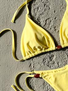 Bộ bikini dây mảnh màu vàng sáng cho nữ, cúp tam giác thiết kế cổ V sâu đính hạt gỗ màu nâu - Màu vàng - Xem 5