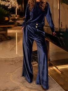 LUNNELUX Women Fall Winter Velvet 2 Pieces Set, Mock Neck Long Sleeve Sweatshirt & High Waist Cargo Pocket Wide Leg Pants, Christmas Daily Outfit - Navy Blue - View 6