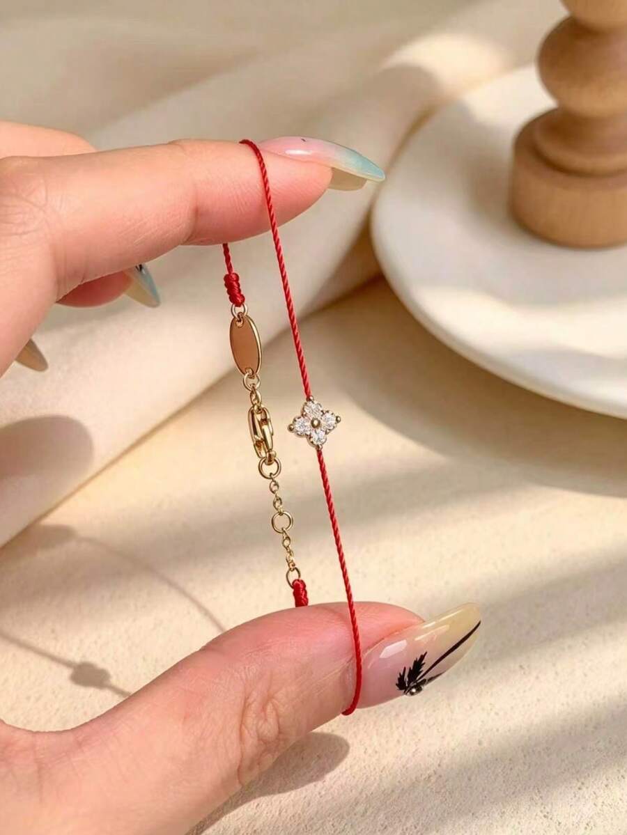 Elegant Rhinestone Four-Leaf Clover Braided Rope Bracelet, Suitable For Daily Wear, Dates And Casual Occasions - Diamond-encrusted Four-leaf Clover Delicate Bracelet - View 1