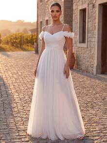 EVERPRETTY Elegant Romantic Floral Open Shoulder Spaghetti Strap Wedding Dress Fall White - White - View 1