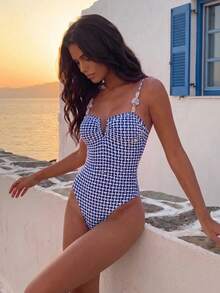 Women's V-Neck Underwire One-Piece Swimsuit, Textured Fabric, Decorated With Beaded Spaghetti Strap, Suitable For Beach Vacation Wear - Multicolor - View 1