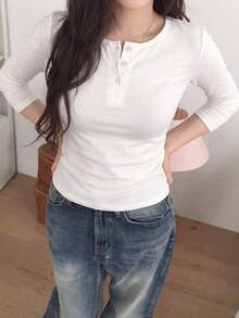 Solid Color Round Neck 3-Button 3/4 Sleeve T-Shirt - White - View 5