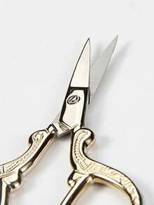 1pc Stainless Steel Embossed Beauty Eyebrow Scissors - Gold - View 6