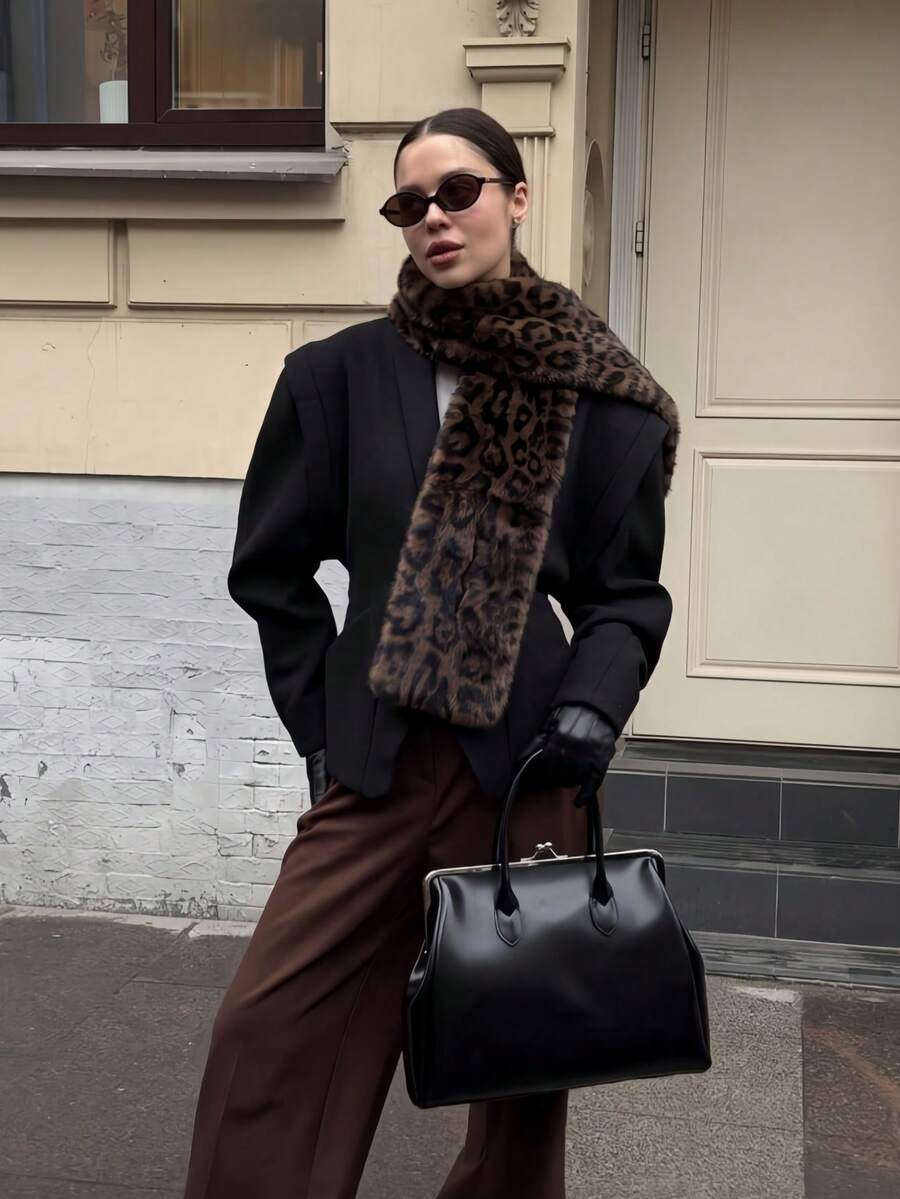 1PC Women's Autumn/Winter Leopard Print Faux Fur Thick Scarf, Street Casual Accessory, Suitable For Parties, Daily Street Wear, Windproof And Warm - Brown - View 1