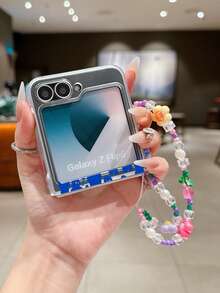 1 st modernt matt PC-material enkelt och sött tecknad figur-design vikbart mobilskal med matchande armband i samma färg, skyddar och förhindrar fall för: Samsung Galaxy Z Flip 3/Z Flip 4/Z Flip 5/Z Flip 6/Z /Z Flip 8/Razr 60/Razr 50/Razr 70/Galaxy Z Flip 7 FE - Genomskinlig - Visa 3