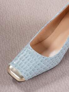 2026 New Women's Fog Blue Quilted Embossed Low-Cut Metal Toe Square Toe Chunky Heel 4.5cm Retro Commute Mid-Heel Slip-On High Heels - Dusty Blue - View 8