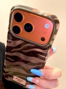 1PC Korean Style Autumn/Winter Brown Zebra Stripe Phone Case Compatible With Apple 18 Pro Max, 17 Pro Max, 15, 16 Pro, 14 Pro, 3PM, 12 Pro, High-Quality Creative Minimalist Anti-Drop Protective Cover - Multicolor - View 3