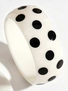 1pc Minimalist Fashionable Personalized Polka Dot Geometric Flat Round Resin Bracelet Suitable For Women's Daily, Vacation, Party Wear - White - View 3