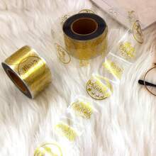 2pcs/Set 500pcs/Roll Christmas Gold Foil Round Stickers Merry Christmas Holiday Gift Sealing Stickers Gold Snowflake & Reindeer Pattern Gift Box Decoration Self-Adhesive Labels Gift Packaging Sealing Stickers - one-size - View 2