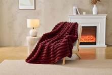 GC Gaveno Cavailia Chunky Ribbed Throw Blanket – Soft Cosy Textured Sofa & Bed Blanket, Washable Polyester Home Décor Throw - Red - View 3