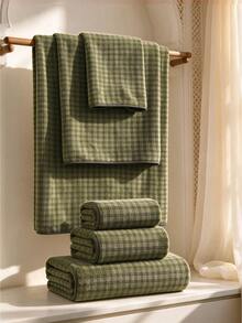 1pc/2pcs Cute Polka Dot Coral Fleece Towel Set - Soft, Highly Absorbent, Quick Drying, No Shedding, Suitable For Bathroom, Hotel And SPA - Olive Green - View 1