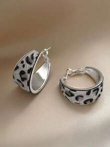 1 Pair Fashion Flocked Leopard Print Hoop Earrings Suitable For Women's Party Wear - Silver - View 7