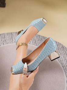 2026 New Women's Fog Blue Quilted Embossed Low-Cut Metal Toe Square Toe Chunky Heel 4.5cm Retro Commute Mid-Heel Slip-On High Heels - Dusty Blue - View 6